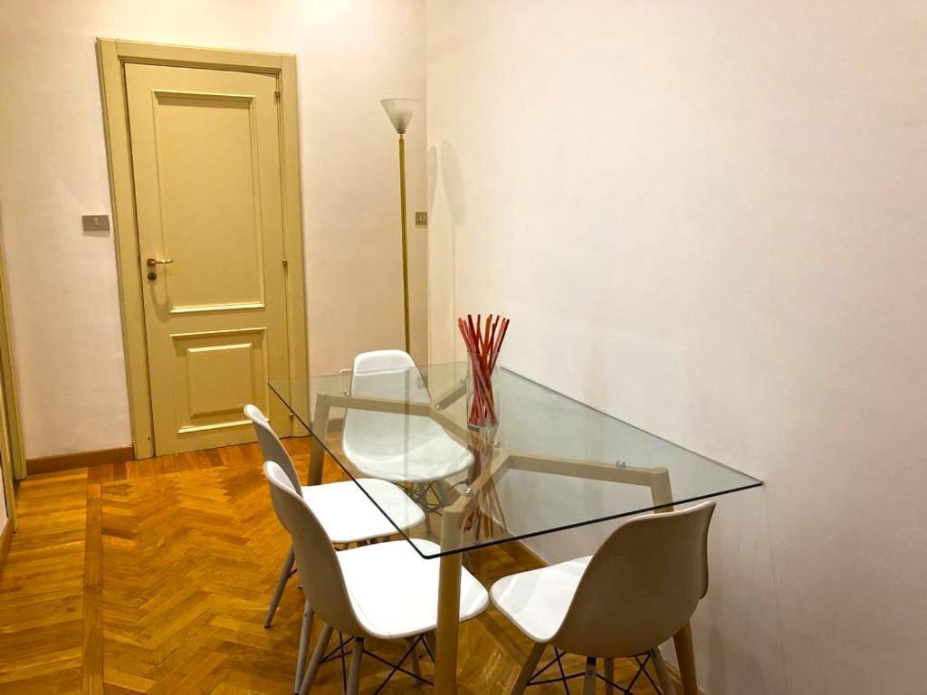 Castel Morrone Apartment Milano Ngoại thất bức ảnh